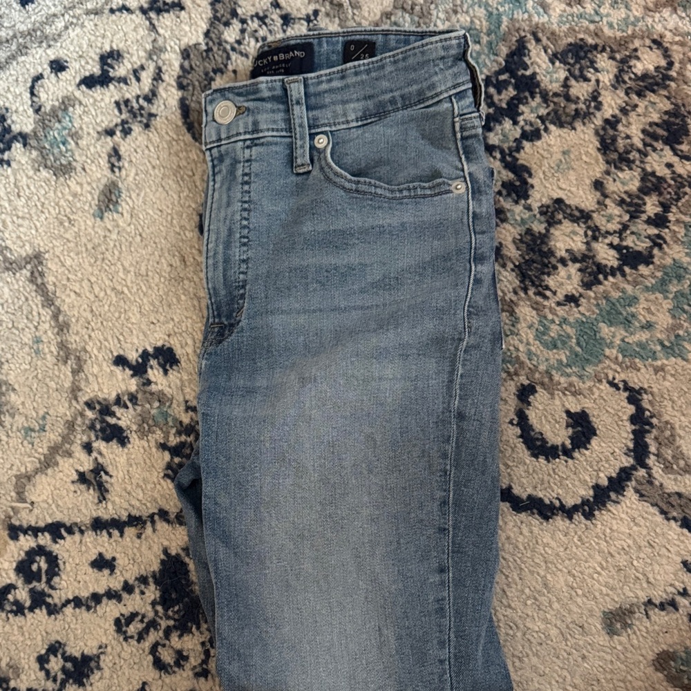 Lucky Brand Light Blue Denim Jeans